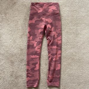 Lululemon wunder under train legging 23’’